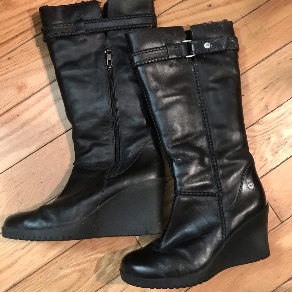 Ugg Australia Black Leather Boots Women's 8 Lined Wedge Heels